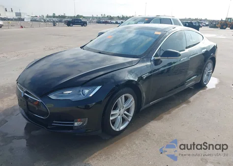2013 Tesla Model S Performance из США, поврежденный, VIN 5YJSA1DP1DFP14021